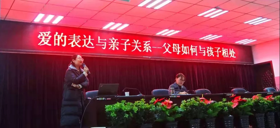 省第三人民医院与省交通职业技术学校联合 开展“世界精神卫生日”系列活动(图1)