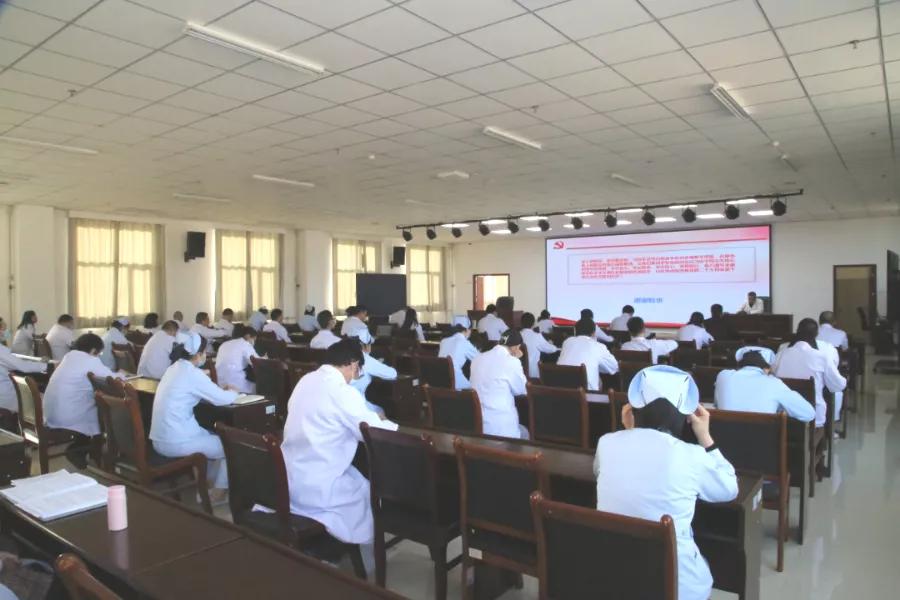 省第三人民医院中心组传达学习省长信长星在省十三届人大七次会议上所作政府工作报告摘要(图2)