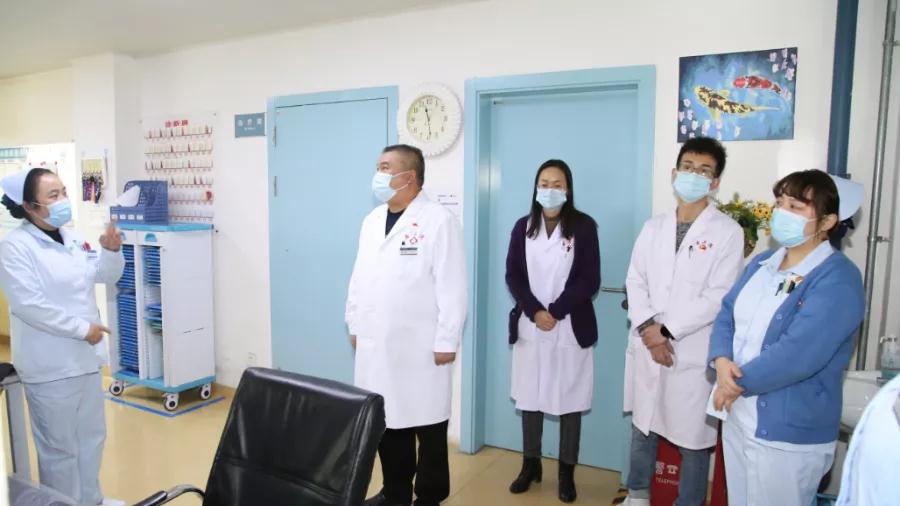 青海省第三人民医院院领导深入医疗科室开展行政查房(图4)